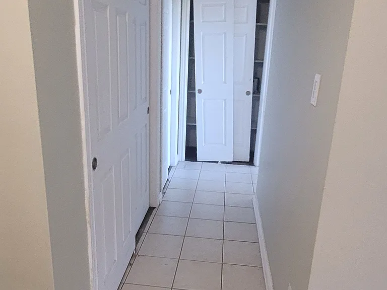 180 Markham Rd #504 — Photo 22