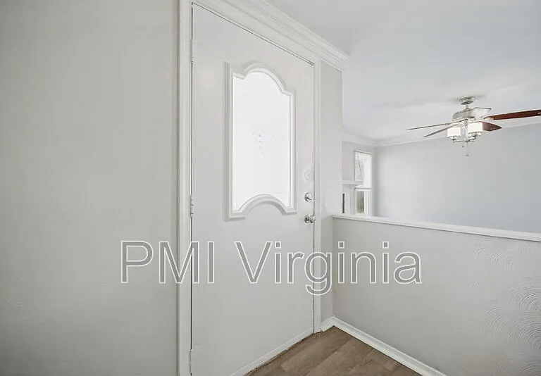 1151 Hillock Xing — Photo 5