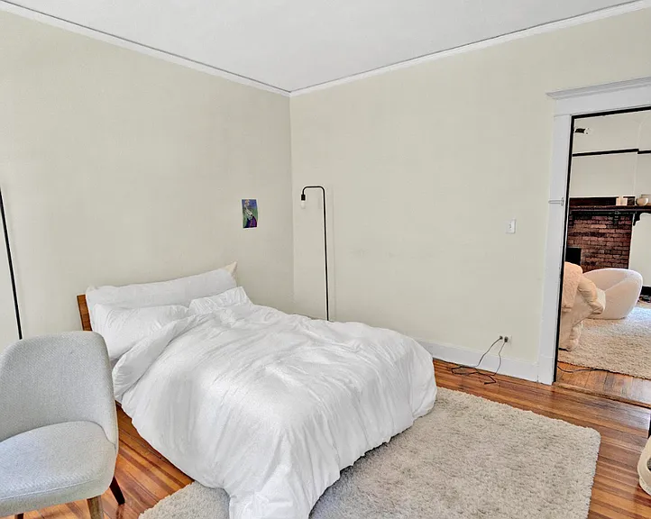 826 Hamlin St — Photo 16