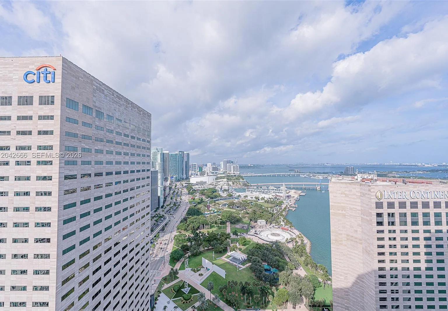 One Miami West Condo — Photo 1