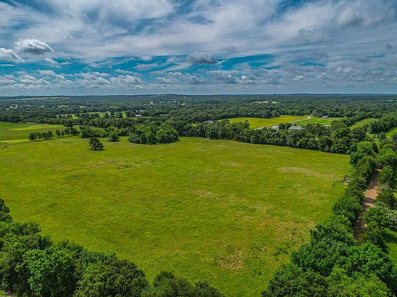 2nd image of 5179 County Road 1221