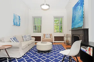 Rented by R New York