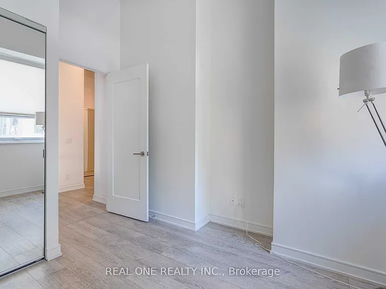 88 Scott St #503 — Photo 12