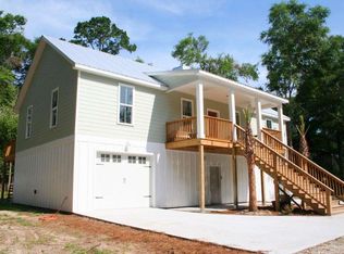 1231 Old Plantation Dr, Pawleys Island, SC 29585