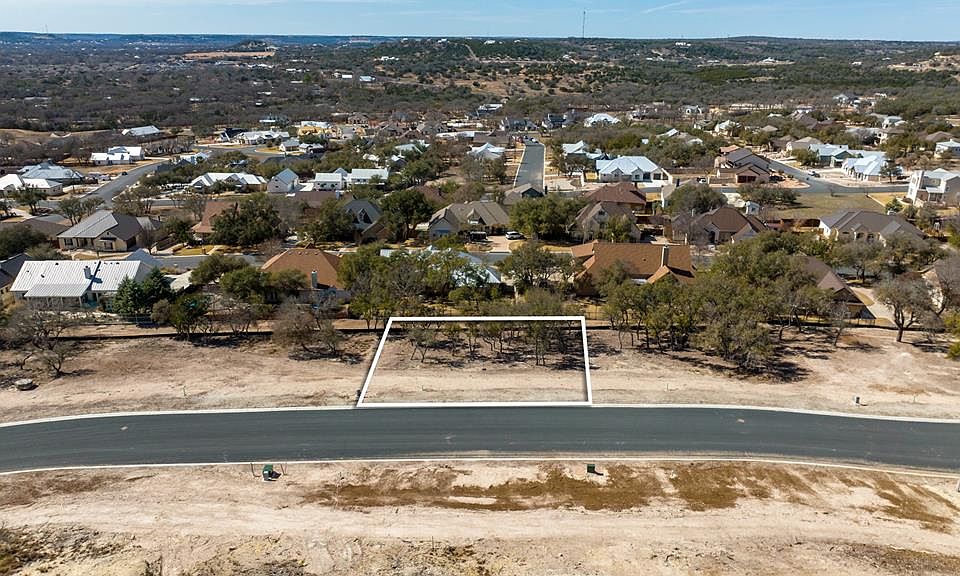 1st image of 115 Stoneledge Dr