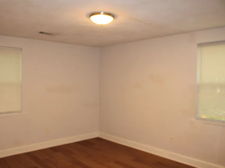 2355 Devere St — Photo 24