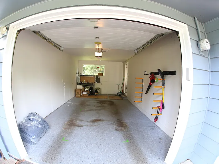 12124 NE 66th St — Photo 55