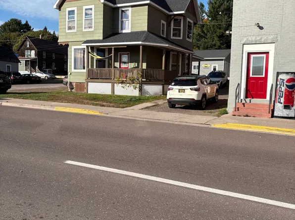 707 Quincy St, Hancock, MI 49930