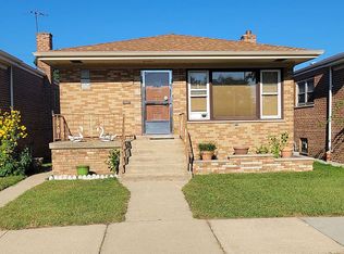 11110 S Ewing Ave, Chicago, IL