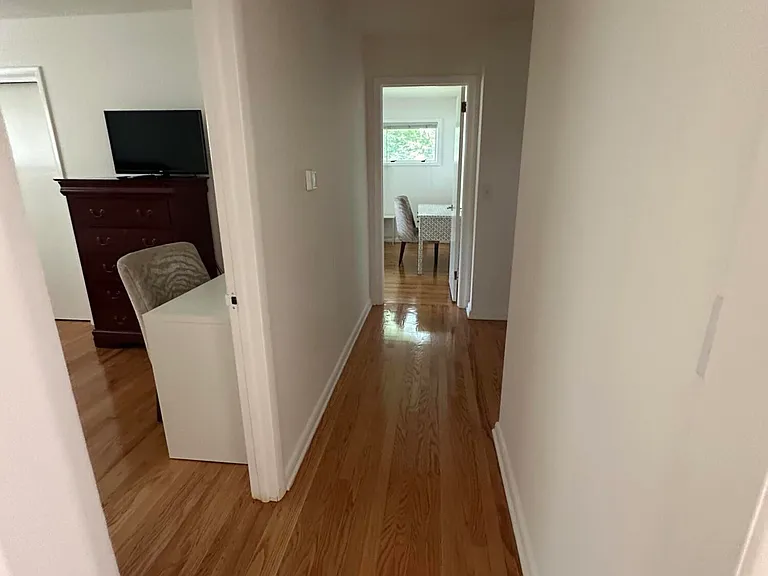 172 Larchwood Ave — Photo 18