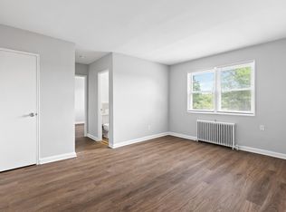 39 Mississippi Ave SE #106, Washington, DC 20032