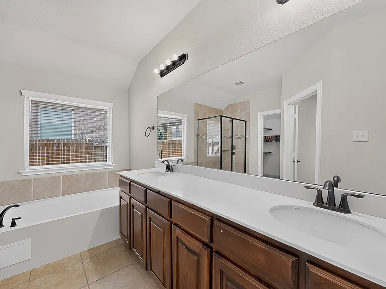 10529 Jackson Hole Ln — Photo 26