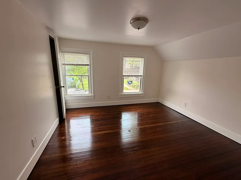 160 Ivy St — Photo 7