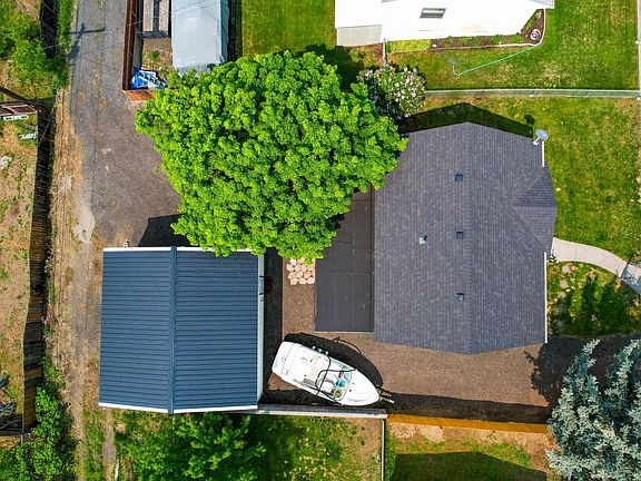 3rd image of 5915 N Greenwood Blvd