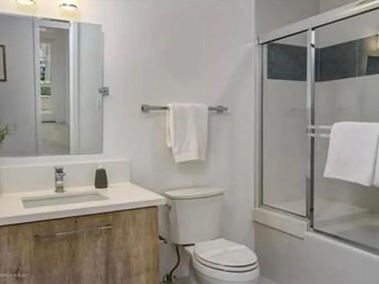 288 S Oakland Ave #111 — Photo 10