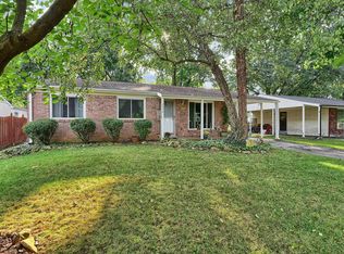 2850 Cherry Point Ln, Maryland Heights, MO 63043