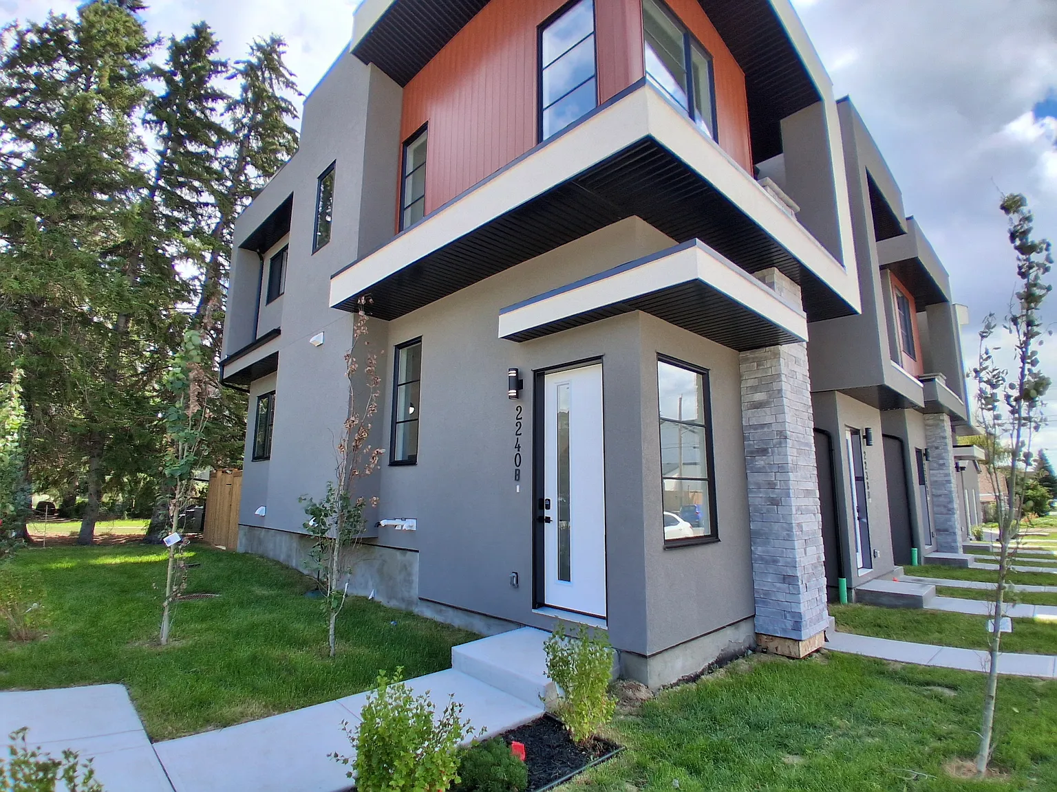 800 Block, 22 Avenue NW (8-plex), Calgary - 2240B/Lower — Photo 2