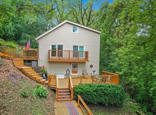 7215 Summit Dr, Wonder Lake, IL 60097