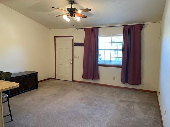 4th image of 309 Hayden Rd #H