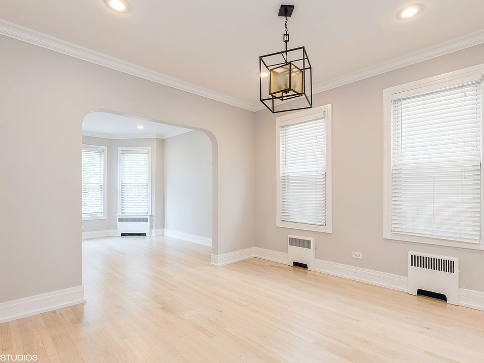 1st image of 5393 N Bowmanville Ave