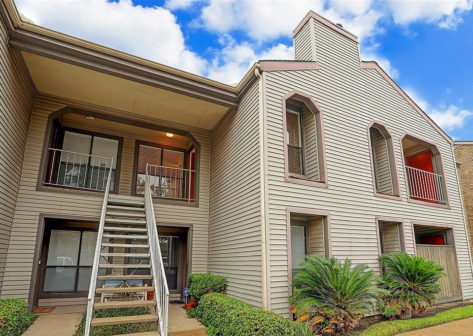 1st image of 2025 Augusta Dr APT 308
