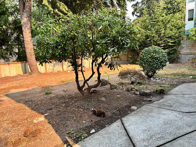 14007 Greenwood Ave N — Photo 5