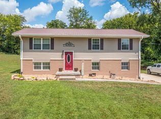 2636 Randall Rd, Strawberry Plains, TN 37871