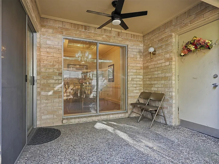 321 Champions Colony St #III — Photo 19
