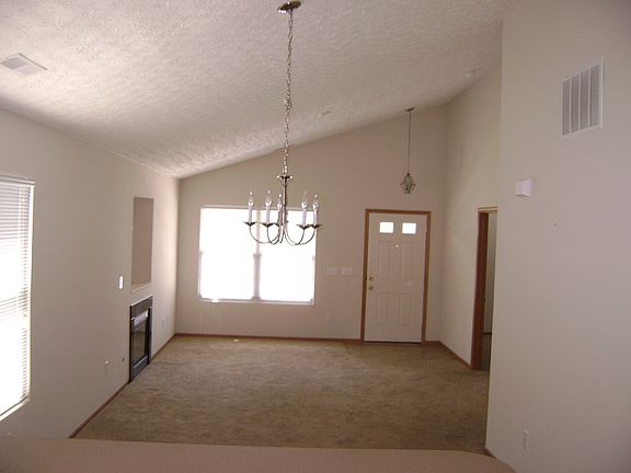 4th image of 7116 Rondeau Dr