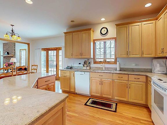 5th image of 8130 Koehler Dr