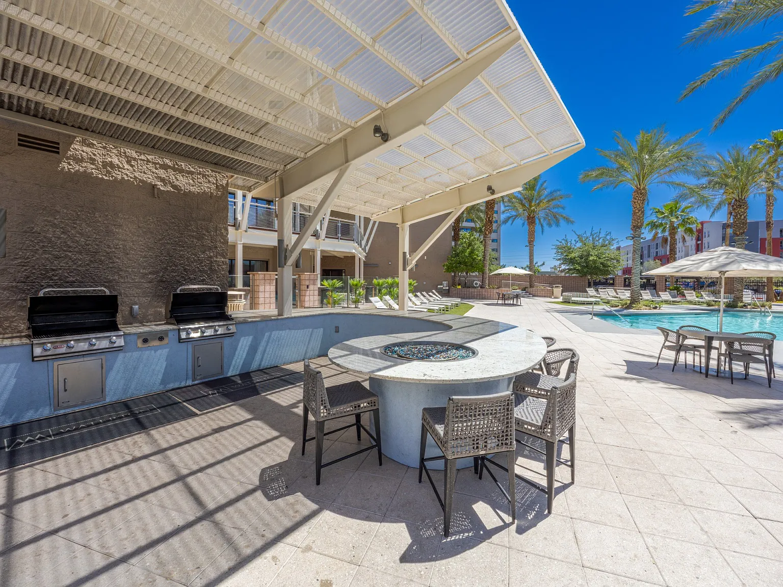 The Rays at Vegas Towers — Photo 4