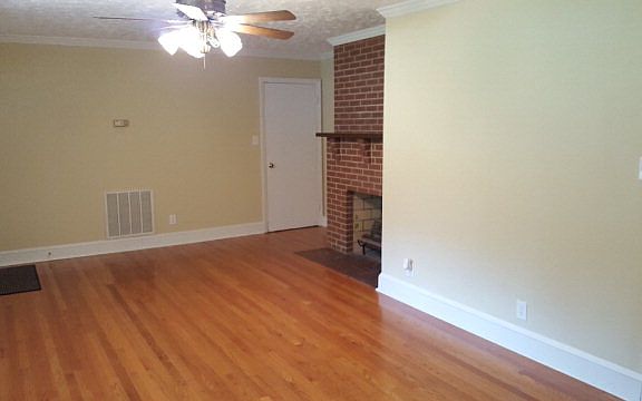 4th image of 321 Lovell Dr