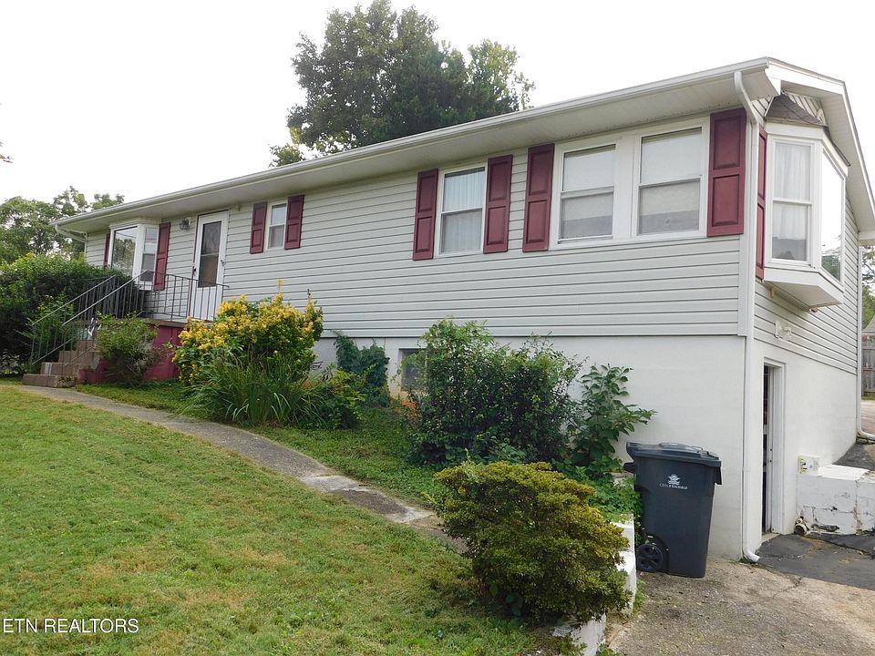 1st image of 5855 Fairhill Ln