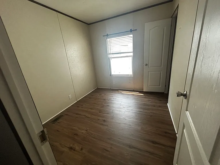 206 Ruby St — Photo 5