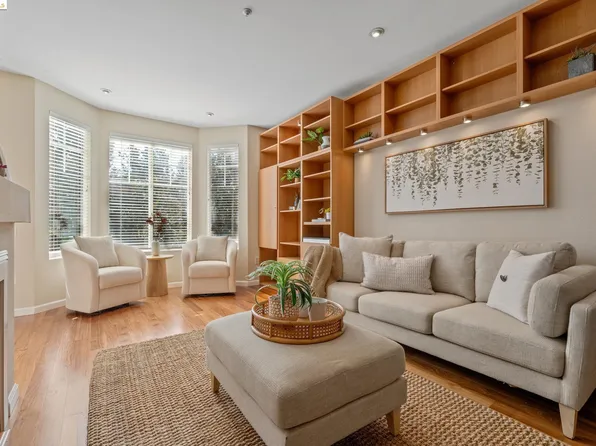 280 Caldecott Ln Unit 225, Oakland, CA 94618