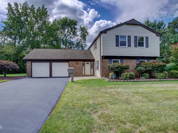 220 Double Creek Parkway, Freehold, NJ 07728