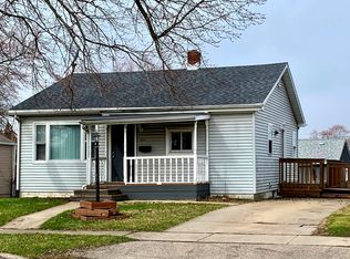 931 S 5th St, Dekalb, IL 60115