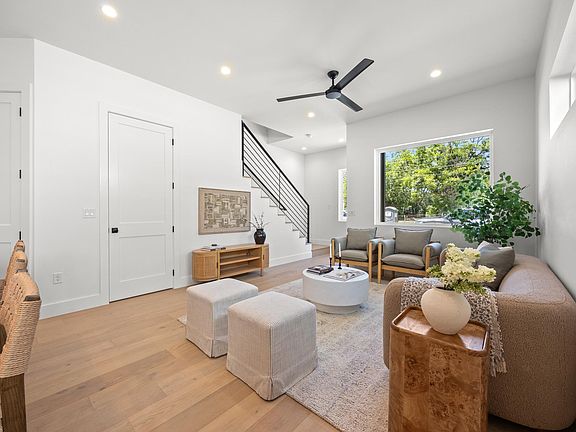 4th image of 6500 Porter St #1