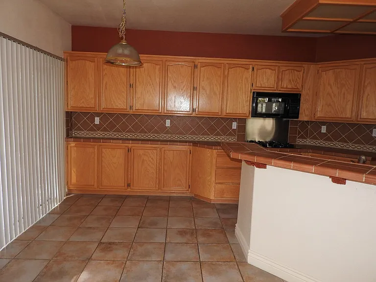9928 Villa Granito Ln — Photo 10