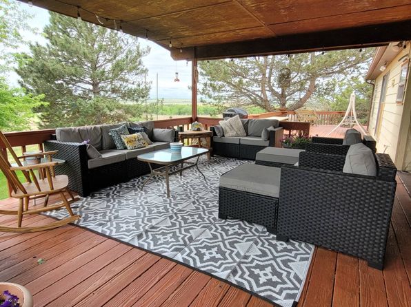 31 Hillside Acres, Lewellen, NE 69147