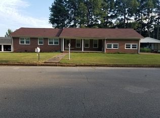 3600 Ray Dr, Humboldt, TN 38343