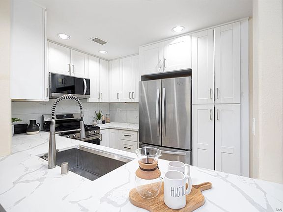 5th image of 11252 Provencal Pl