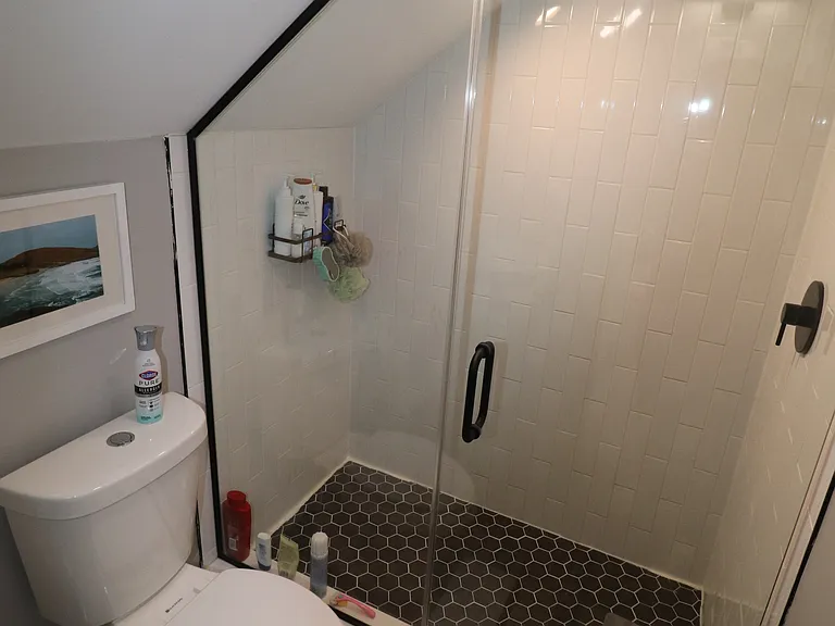 1345 N Bosworth Ave #3R — Photo 7