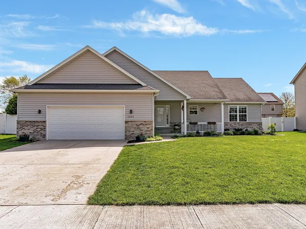 1035 Heritage Dr, Coal City, IL 60416