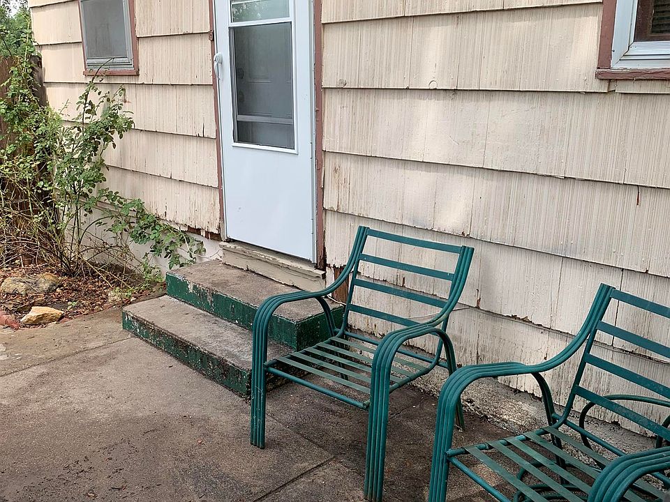 821 Main St, Jetmore, KS 67854 Zillow