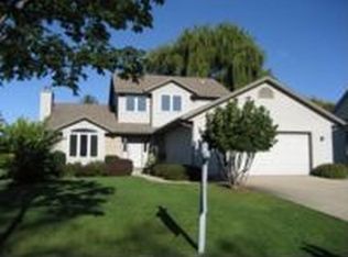 908 Katherine Dr, Sun Prairie, WI