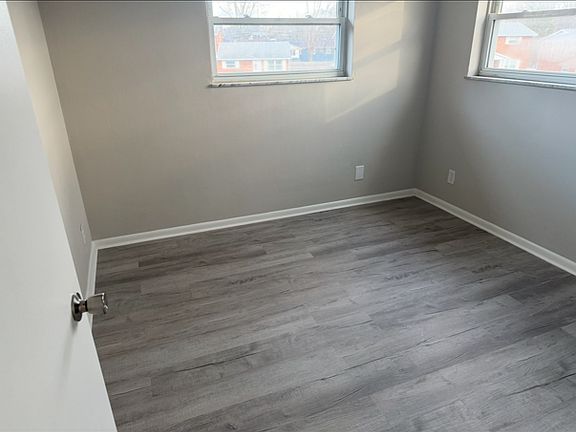 5th image of 160 Skokiaan Dr #6