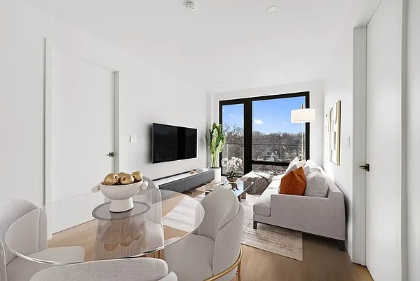 Rented by Nest Seekers International | media 28