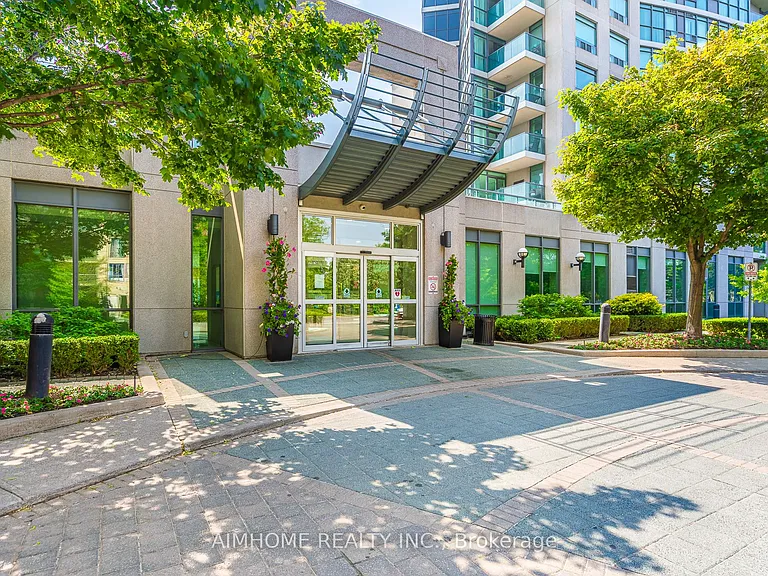 30 Harrison Garden Blvd #1106 — Photo 3