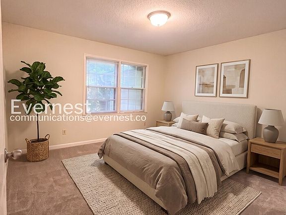 4th image of 3904 Greenleaf St